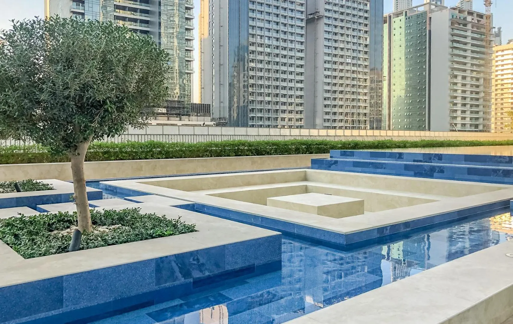 Deluxeliving At Vera Tower - Full Burj Khalifa View - Brand New Luxury Apartment Dubai