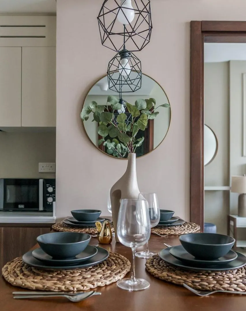 Deluxeliving At Vera Tower - Full Burj Khalifa View - Brand New Luxury Apartment Dubai